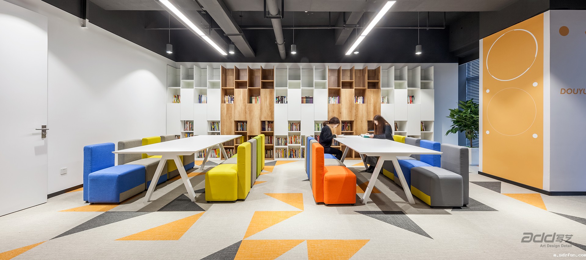 斗鱼TV办公室装修设计 图书馆-pc